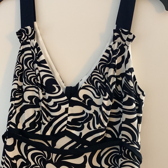 Nanette Lenore size 6 navy & white dress - Picture 2 of 9